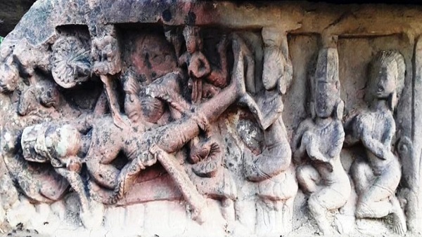 भगवान विष्णु की माता देवकी-वसुदेव द्वारा आराधना