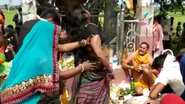 पुरानी मान्यता के अनुसार श्रीराम रसिया धाम पहुंचते है लोग पुरानी मान्यता के अनुसार श्रीराम रसिया धाम पहुंचते है लोग