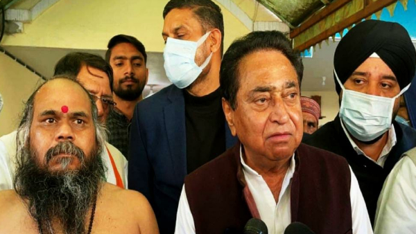 रायसेन की महिला ने कराया मिर्ची बाबा पर मामला दर्ज