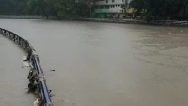 यशवंत सागर हुआ लबालब खोलने पड़े गेट 