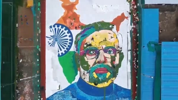 कला के जरिए किया असली नायकों को सलाम 