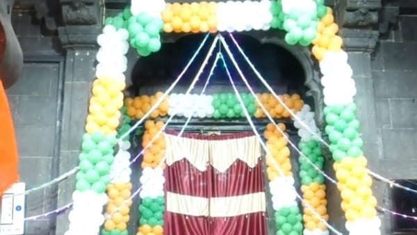 रात 12 बजे होगा कृष्ण जन्मोत्सव रात 12 बजे होगा कृष्ण जन्मोत्सव