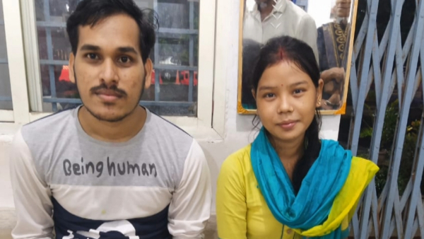नंबर लेकर व्हाट्सएप पर करने लगे चैट