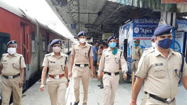 रेलवे चाइल्ड लाइन के समन्वयक ने दी जानकारी रेलवे चाइल्ड लाइन के समन्वयक ने दी जानकारी
