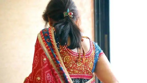 होने लगी हाथापाई