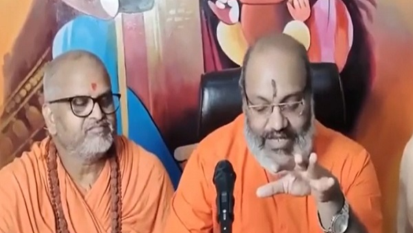 सोशल मीडिया पर वायरल हो रहा है वीडियो 