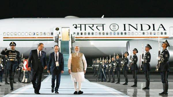 पीएम मोदी समरकंद पहुंचे