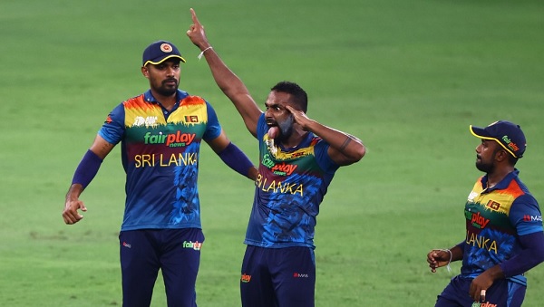 बांग्लादेश के खिलाड़ियों को उनके ही अंदाज में ट्रोल किया