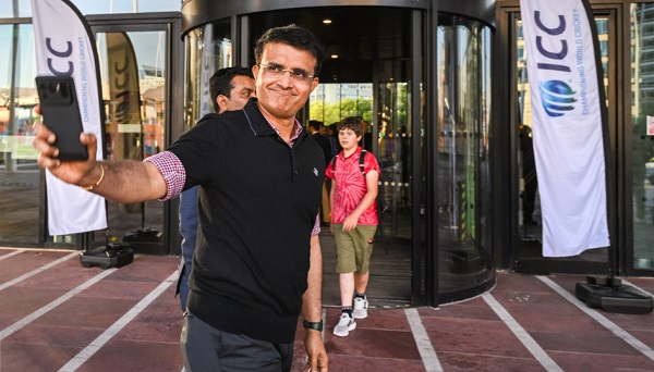 Sourav Ganguly will not play in Legend League Cricket, fans would disappoint Sourav Ganguly will not play in Legend League Cricket, fans would disappoint