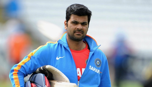 राहुल की सुस्ती ने टॉप ऑर्डर और फीका कर दिया राहुल की सुस्ती ने टॉप ऑर्डर और फीका कर दिया