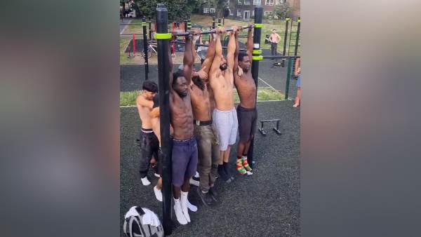 एकजुटता कभी ना हार...