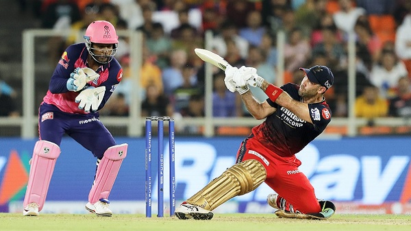 स्विच हिट लगाने वाले बेस्ट बल्लेबाजों में शामिल