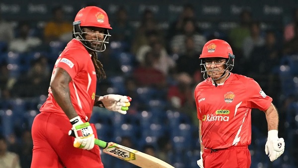 किंग्स ने 222 रन बोर्ड पर टांग दिए