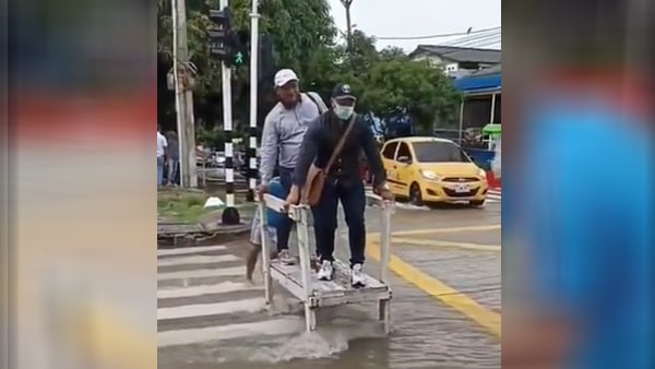 हो रही अच्छी कमाई