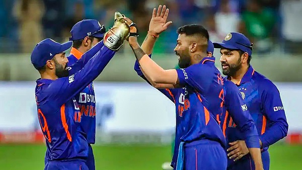 XYZ जो कुछ कहे तो वो उसकी इच्छा है XYZ जो कुछ कहे तो वो उसकी इच्छा है