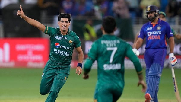 नसीम शाह की तारीफ की नसीम शाह की तारीफ की