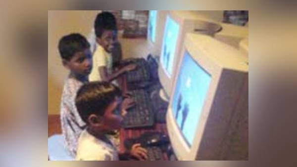 कंप्यूटर के दौर में शब्दावली अपडेट