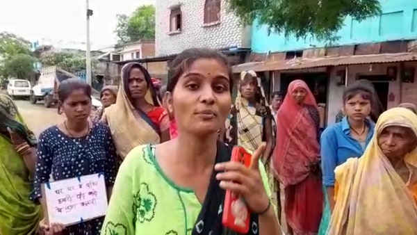 हम डरने वाले नहीं है, जो शराब बेचेगा, घर में घुसकर मारेंगे हम डरने वाले नहीं है, जो शराब बेचेगा, घर में घुसकर मारेंगे