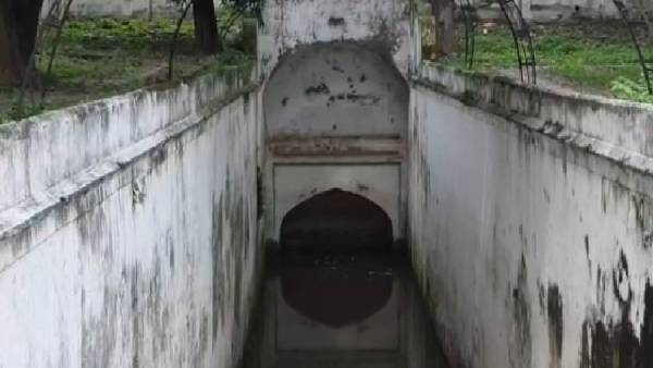 प्रिंस बहार और राजकुमारी गुल का मकबरा