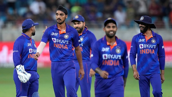 पहले बैटिंग करते हुए टीम के पास अभी कुछ काम बाकी है पहले बैटिंग करते हुए टीम के पास अभी कुछ काम बाकी है