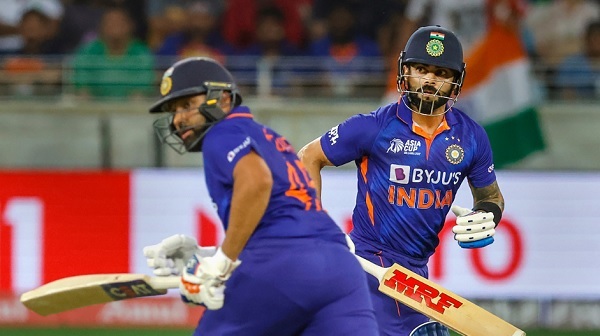 रोहित की बैटिंग का अलग ही नजारा होता है रोहित की बैटिंग का अलग ही नजारा होता है