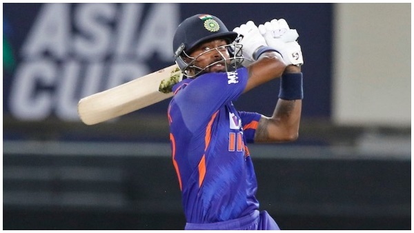 पांड्या नहीं खोल सके खाता