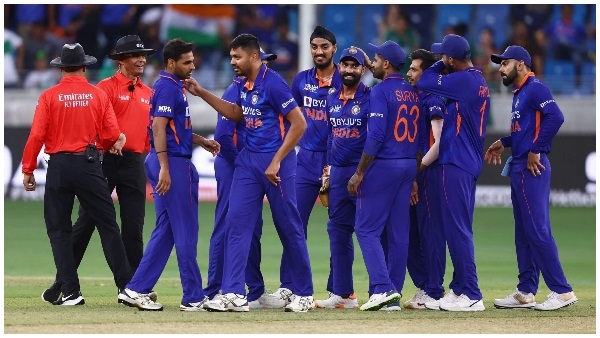 दोनों टीमों के खिलाड़ी चोटिल दोनों टीमों के खिलाड़ी चोटिल