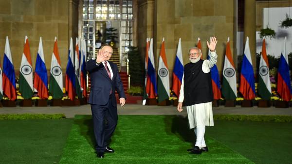 रूस के साथ पाकिस्तान नजदिकियां बढ़ा रहा है