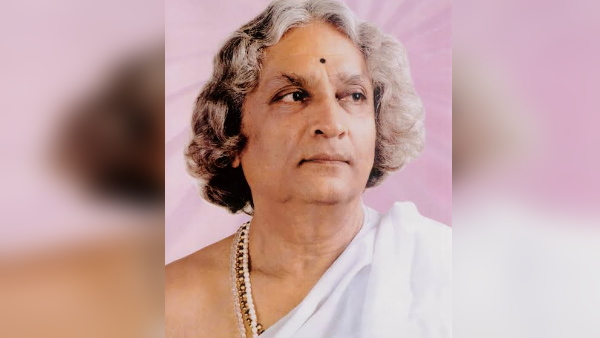 13 साल की उम्र में वज्रांग नाम से एक समाचारपत्र निकाला