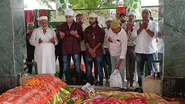 युवाओं को मेहनत और गॉड फादर की जरूरत- अली खान