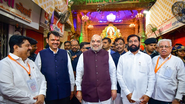 उद्धव के लालच की वजह से टूटी शिवसेना 