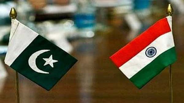 भारत से गए 'दूत' ने बिछड़े परिवार को मिलाया