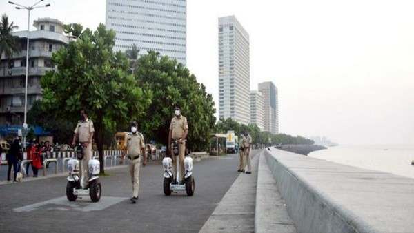 मुंबई पुलिस सीट बेल्ट पर जागरूक करेगी मुंबई पुलिस सीट बेल्ट पर जागरूक करेगी