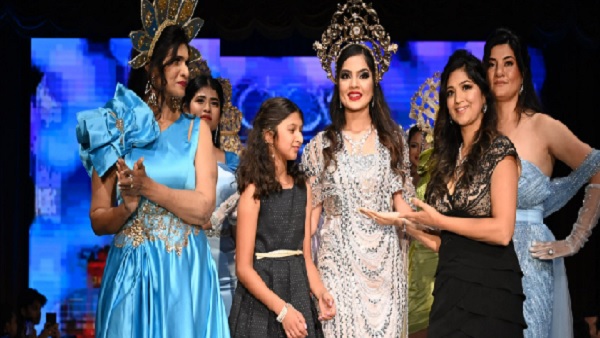  'टाइम्स अंडर 40 अचीवर्स अवार्ड' 