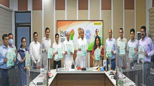 चिकित्सा एवं स्वास्थ्य सरकार की सर्वोच्च प्राथमिकता