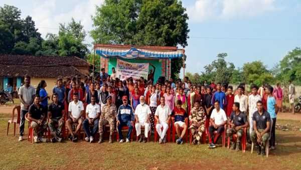 82 वर्षीय पूर्व सैनिक ने युवाओं को किया मोटिवेट