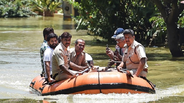 Bengaluru Flood : बेंगलुरू में करंट लगने से एक लड़की की मौत