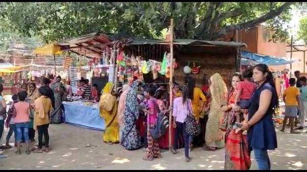 पुरुष प्रवेश करे तो पुलिस कर लेती है अरेस्ट