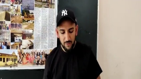 सिंधिया स्कूल के क्रिकेट कोच की मदद ली