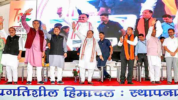 'मिशन रिपीट' का नारा बुलंद कर रही है भाजपा