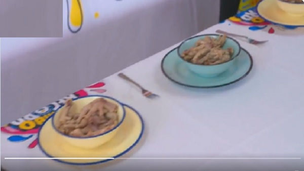 रेस्तरां बार में प्रतियोगिता का आयोजन