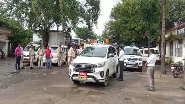 गढ़कोटा, कलेक्टर-एसपी