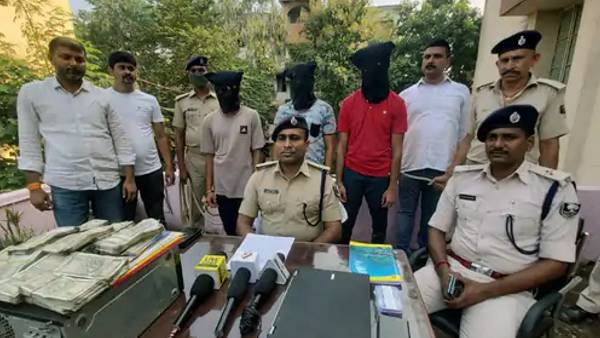 शातिरों ने उगला ठगी का राज़ शातिरों ने उगला ठगी का राज़