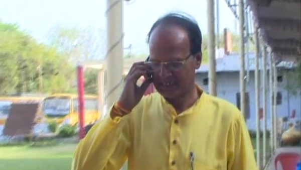 रोडवेज से रिटायर्ड हैं महेश शर्मा