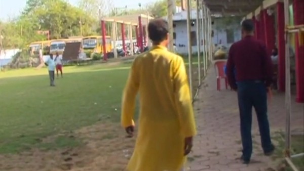 राजनीतिक पार्टियां चुनाव प्रचार के लिए करती है संपर्क