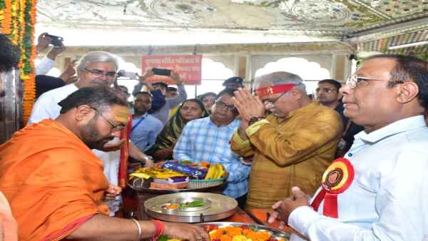 maa bamleshvri CM maa bamleshvri CM