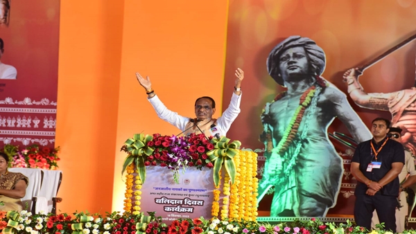पहले कुछ ही क्रांतिकारियों को किया जाता था याद 