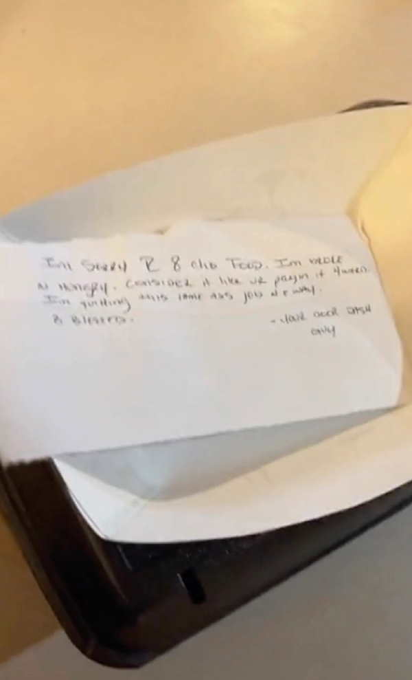 चिट्ठी में डिलीवरी बॉय ने यह लिखा