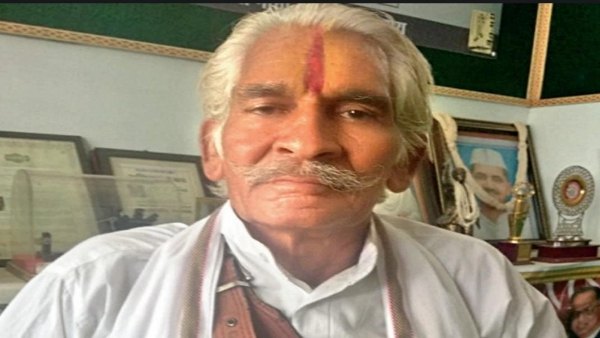 वन विभाग के साथ मिलकर लोगों को कर रहे हैं जागरूक