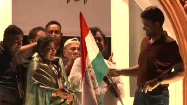 लोगों को याद आया शर्टलेस moments